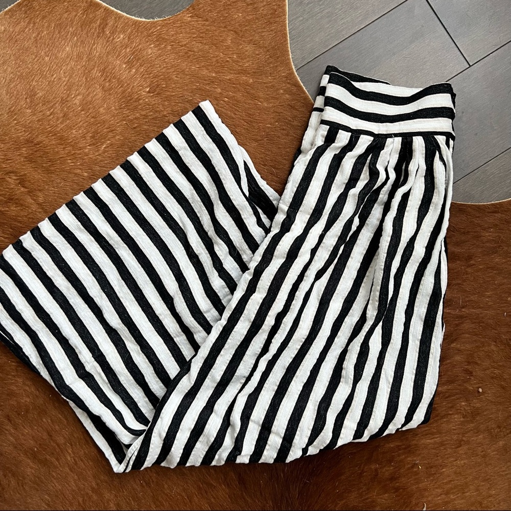 H&M flowy striped cullotes